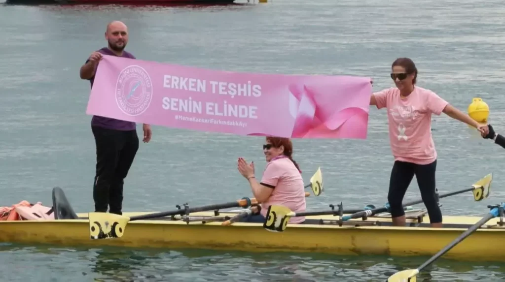 Meme Kanserine Farkindalik Icin Kurek Cektile 19142011 Amp - Yazar Kadın