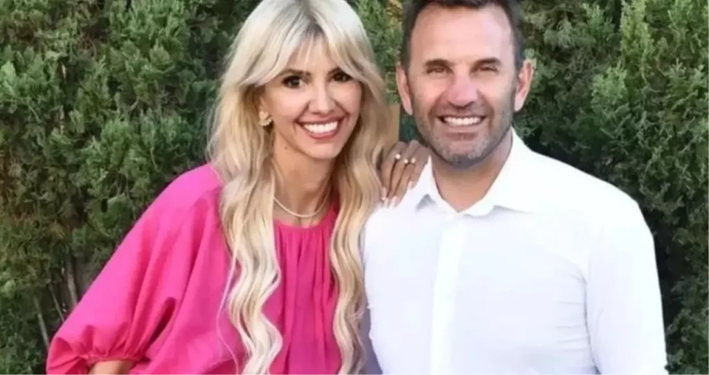 Nihan Akkus Kimdir Okan Buruk Un Eski Esi Nihan 19152390 6556 Amp - Yazar Kadın