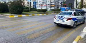 Aydın’da Para Transfer Aracı Kaza Yaptı, Genç Kız Yaralandı