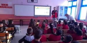 Sandıklı’da Aile Yılı Projesi kapsamında verilen ilkyardım eğitimi.