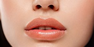 Dudak Kaldırma Yöntemleri: Kadınlarda En Etkili Teknikler