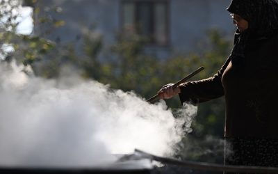 Düzce’de Kadın Girişimci Devlet Desteğiyle Yılda 1 Ton Şeker Kamışı Pekmezi Üretiyor