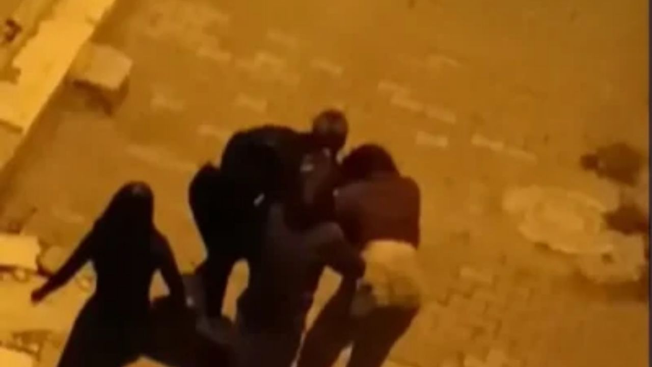 İskenderun'da Sokakta Kavga Eden Genç Kızlar - Yazar Kadın