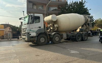İzmir Ödemiş’te Feci Kaza: Beton Mikseri Çarpan Kadın Hayatını Kaybetti, Torunu Son Anda Kurtuldu