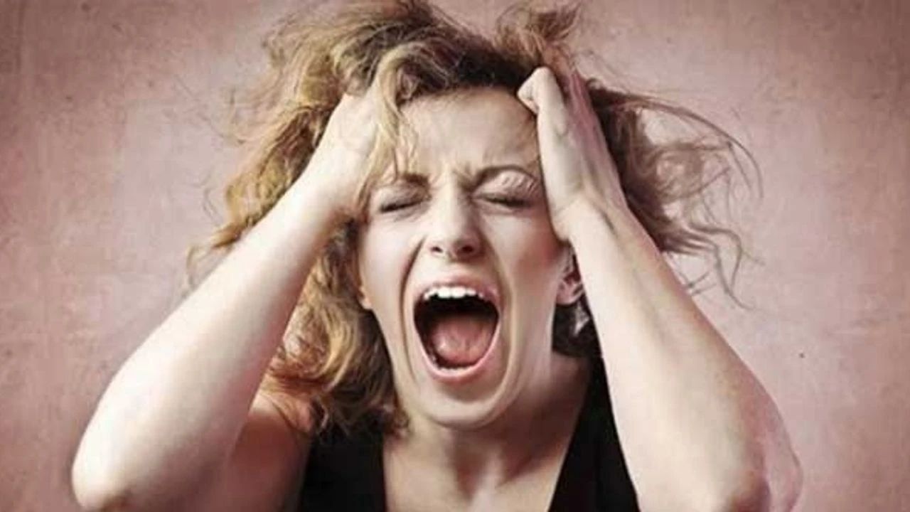 Kadın Sağlığında Görünmeyen Tehlike Menopoz Tedavisinde Erişim Krizi - Yazar Kadın