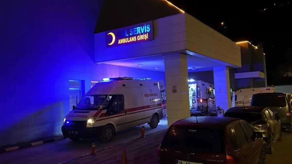 Kastamonu'da Mevlit Programında Gıda Zehirlenmesi İddiası (1) - Yazar Kadın