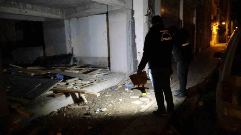 Malatya'da Kız Meselesi Yüzünden Çıkan Kavga Genç Yaralandı - Yazar Kadın