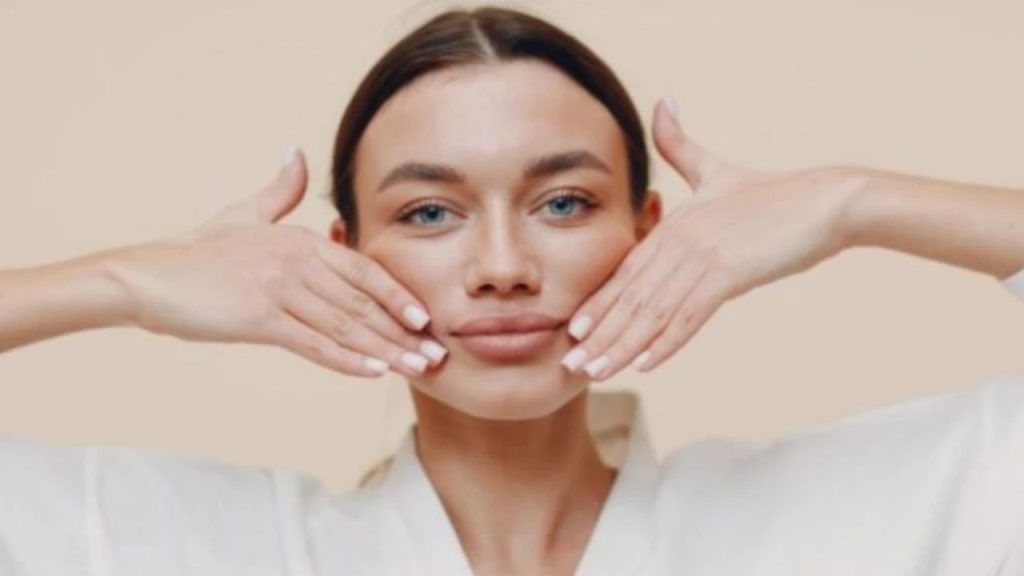 Masajla Uygulayın, Bebek Gibi Parlayan Bir Cilt Elde Edin - Yazar Kadın