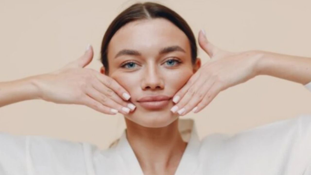 Masajla Uygulayın, Bebek Gibi Parlayan Bir Cilt Elde Edin - Yazar Kadın
