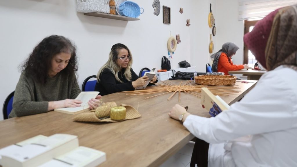 Nevşehir'de Kadınlara Özel Kitap Okuma Etkinliği Gerçekleştirildi. - Yazar Kadın