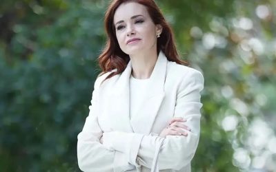 Özgü Namal Ölümden Döndü: “10-15 Dakika Nefes Alamadım, Emniyet Kemeri Hayatımızı Kurtardı”