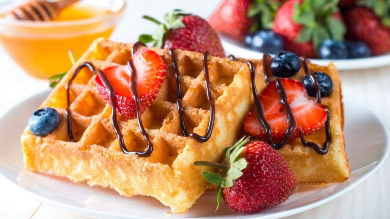 Tost Makinesinde Waffle Yapımı Pratik Ve Lezzetli Bir Tarif - Yazar Kadın