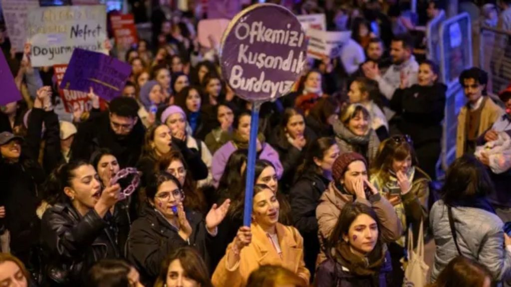 Türkiye Kadın Dernekleri Federasyonu Ekim Ayında En Az 27 Kadın Erkek Şiddeti Nedeniyle Hayatını Kaybetti - Yazar Kadın