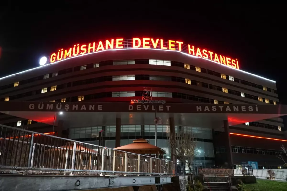 Bosanma Asamasindaki Esi Tarafindan Bicaklana 19295893 Amp - Yazar Kadın