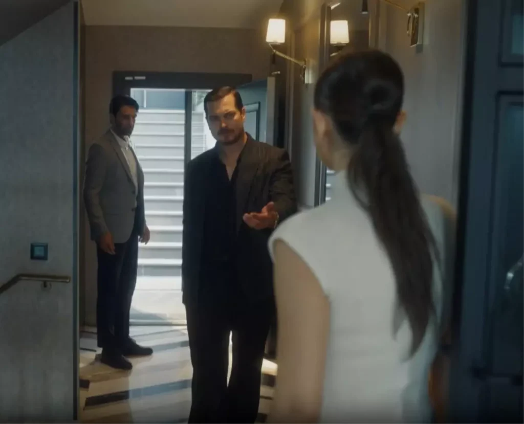 Esref Ruya Tum Izleyici Kategorilerinde Adini 19272512 Amp - Yazar Kadın