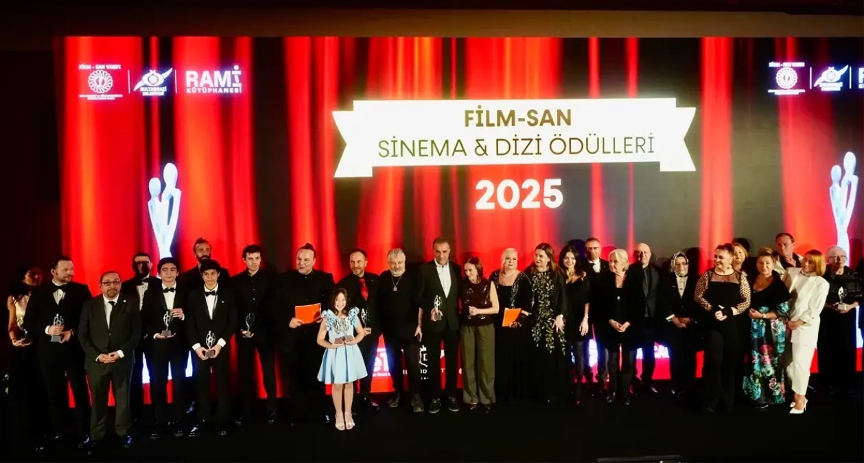 Film San Sinema Ve Dizi Odulleri Sahiplerini 19263543 Amp - Yazar Kadın