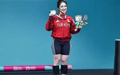 Gamze Altun, İslami Dayanışma Oyunları’nda 3 altın madalya aldı.