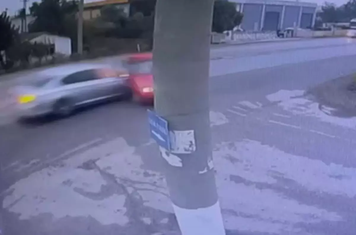 Izmir De 2 Kisinin Oldugu 4 Kisinin Yaralandi 19231481 Amp - Yazar Kadın