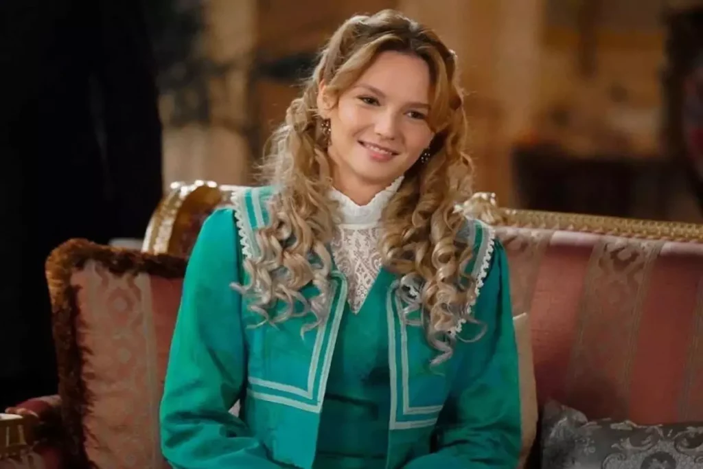 Nilsu Berfin Aktas In Gizemli Aski Ortaya Cikti 19263898 3098 Amp - Yazar Kadın