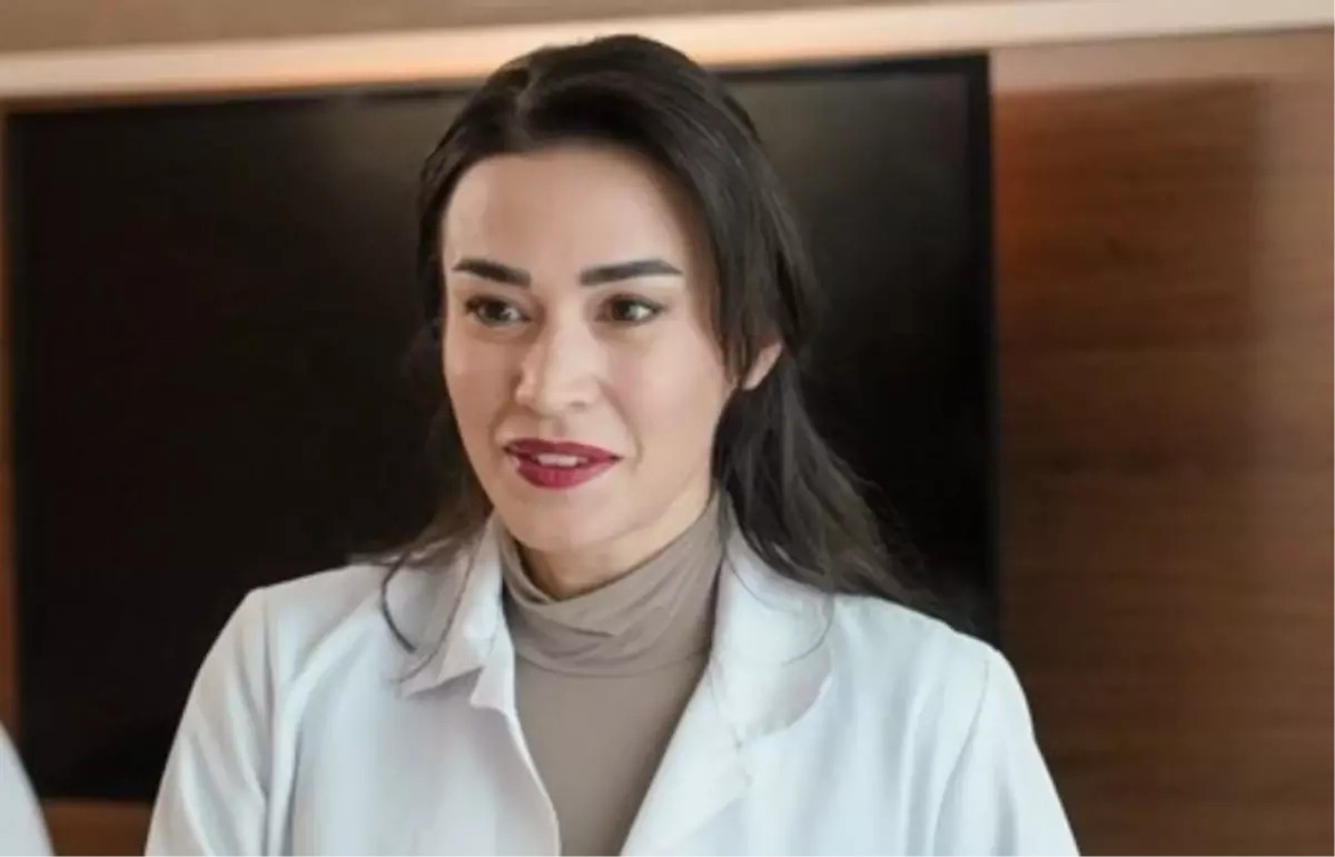 Rengin Diziden Ayriliyor Mu Bahar Dizisi Ecem 19296136 2304 Amp - Yazar Kadın