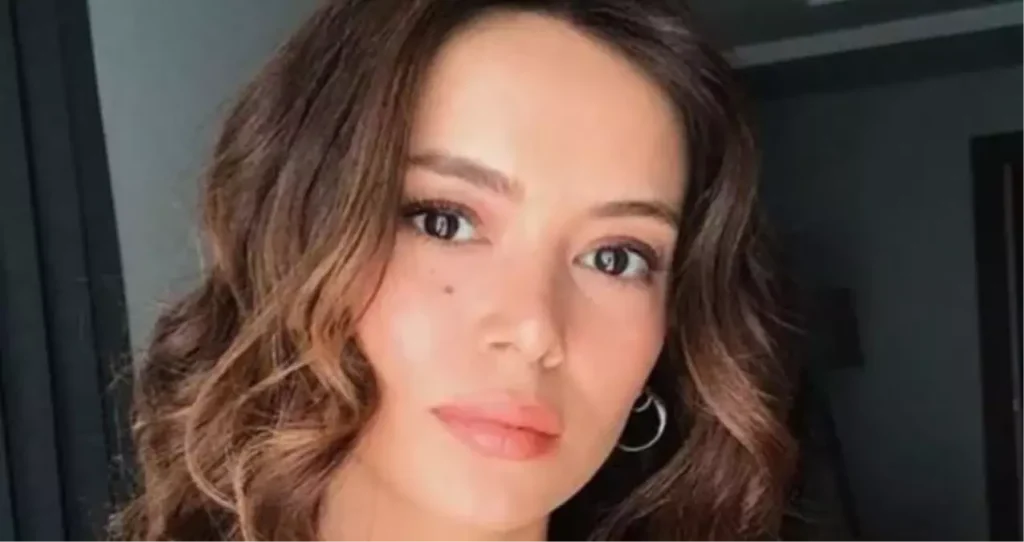 Seray Kaya Kimdir Seray Kaya Kac Yasinda Nereli 19220952 114 Amp - Yazar Kadın