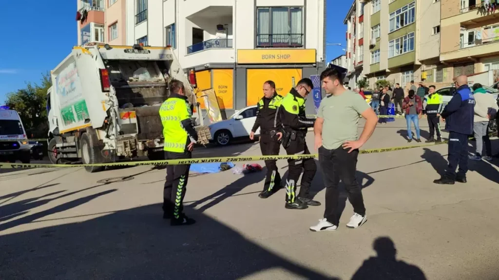 Sinop Ta Surucusunun Cop Kamyonuyla Carptigi 19262769 Amp - Yazar Kadın