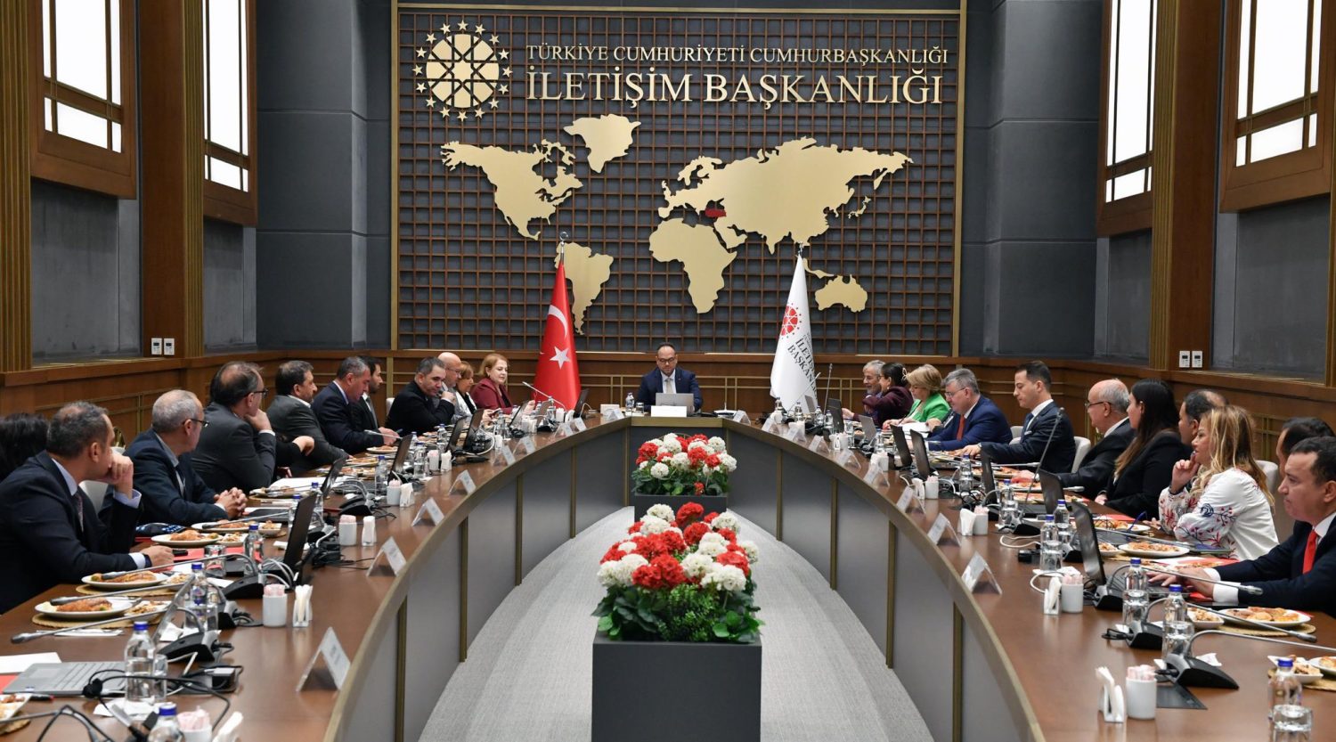 Basın Kartı Toplantısı - Yazar Kadın