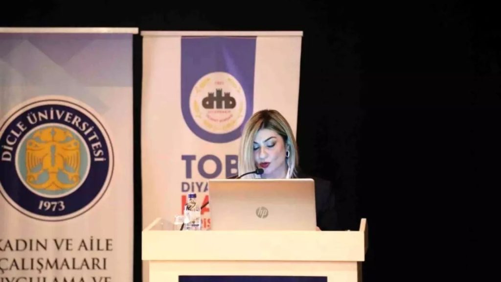 Diyarbakır’da “zirvede Kadın Var” Etkinliği Düzenlendi - Yazar Kadın