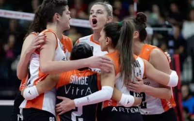 File derbisinde Eczacıbaşı Dynavit farka gitti: Galatasaray’a set vermediler