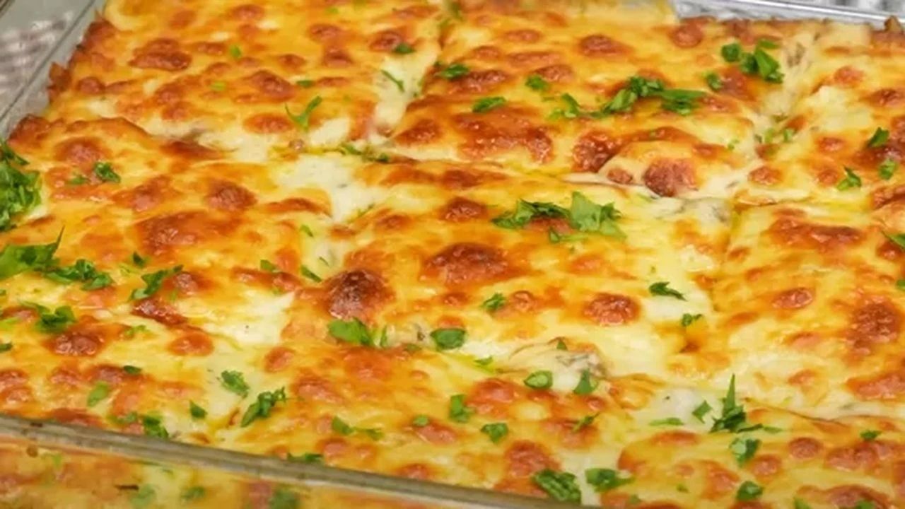 Fırında Patates Oturtma Geleneksel Türk Mutfağının En Sıcak Ve En Lezzetli Fırın Yemeklerinden Biri - Yazar Kadın