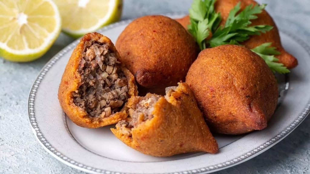 İçli Köfte Tarifi Usta Aşçının Sırlarıyla Lezzetli Sonuçlar - Yazar Kadın