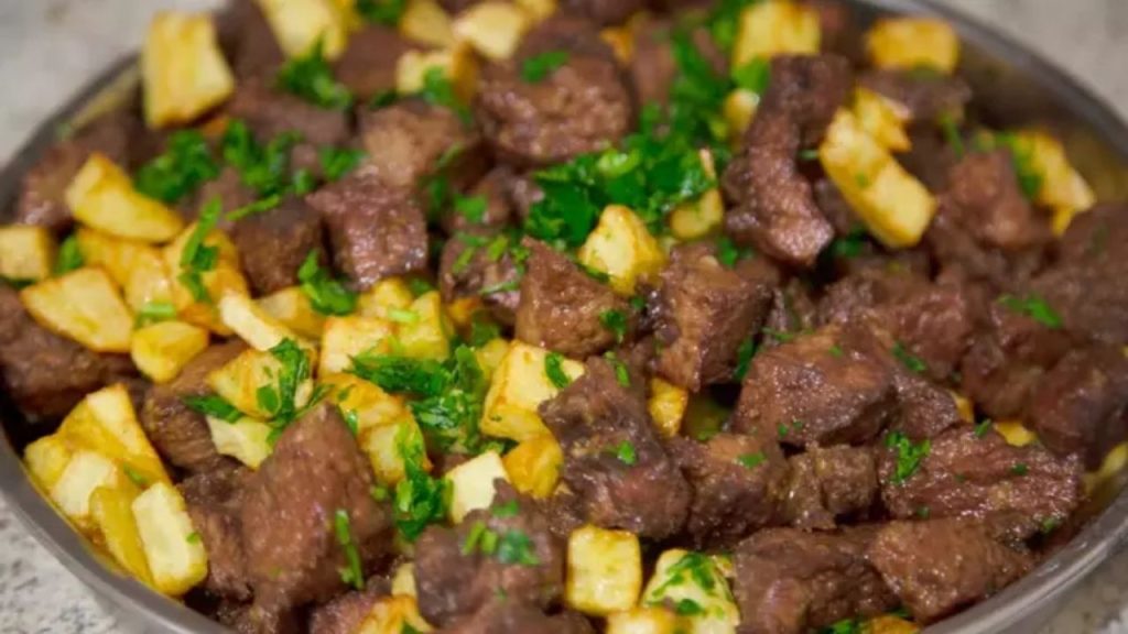 Lezzetli Et Kavurma Tarifi - Yazar Kadın