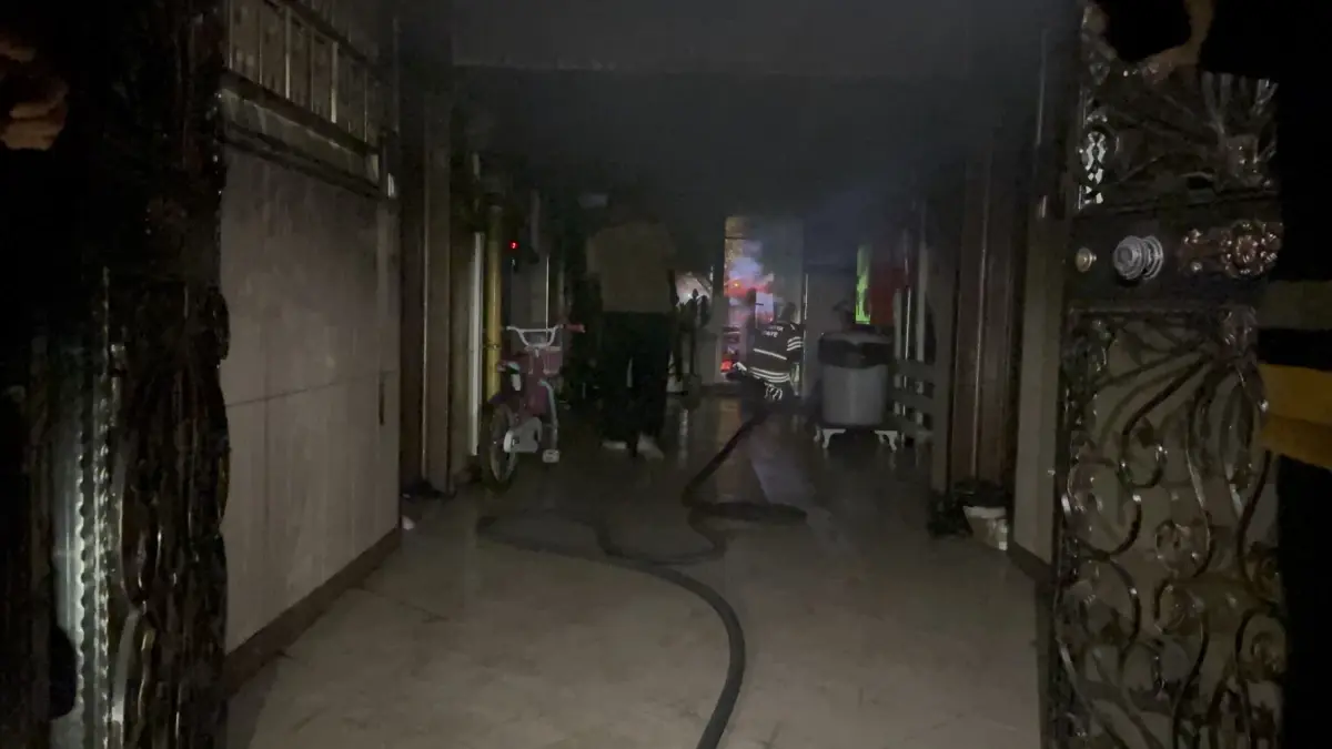 Esinin Oldugu Yanginda Yaralandi 11 Gun Sonra 19333345 Amp - Yazar Kadın