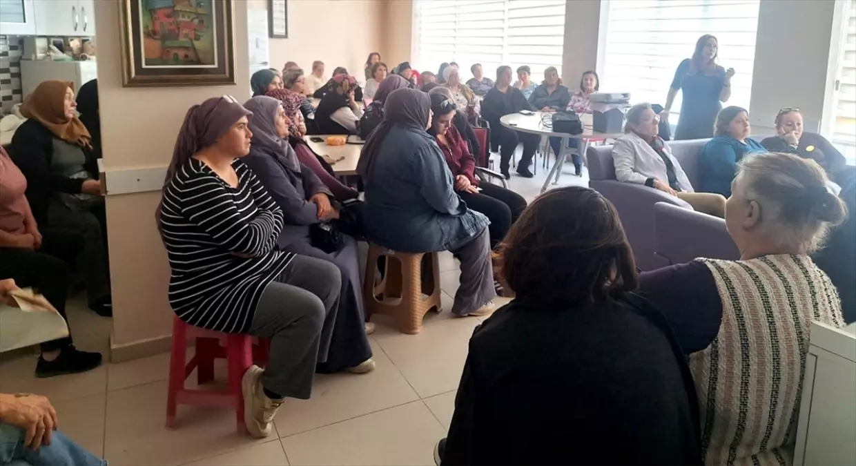 Gelibolu Da Sodam Kursiyerlerine Saglik Egiti 19310526 Amp - Yazar Kadın