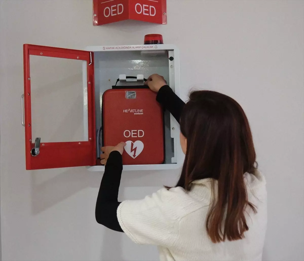 Hacettepe Universitesi Nde Ani Kalp Durmalari 19330582 Amp - Yazar Kadın