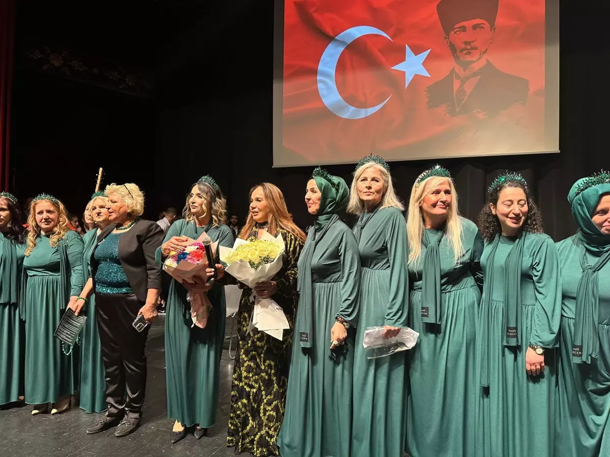 Nazan Cemcem In Kurdugu Kalpten Dogan Koro 19330222 3022 Amp - Yazar Kadın