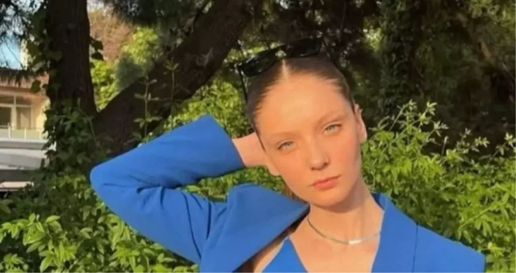 Sude Demir Kimdir Survivor 2026 Yarismacisi Sude 19323453 2202 Amp - Yazar Kadın